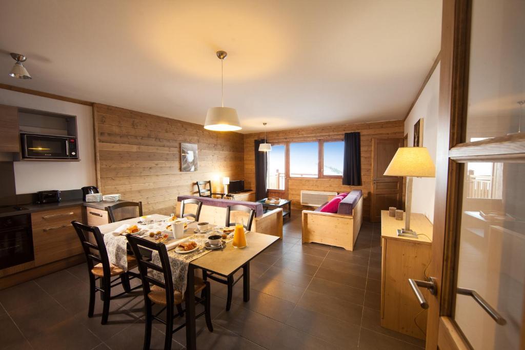 Cgh Residences & Spas Les Chalets Du Soleil Contemporain Saint-Martin-de-Belleville Cameră foto